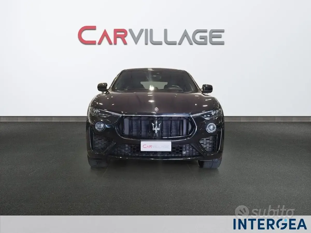 Usata Maserati Levante 250 CV (183 kW) 2020 Nero SUV