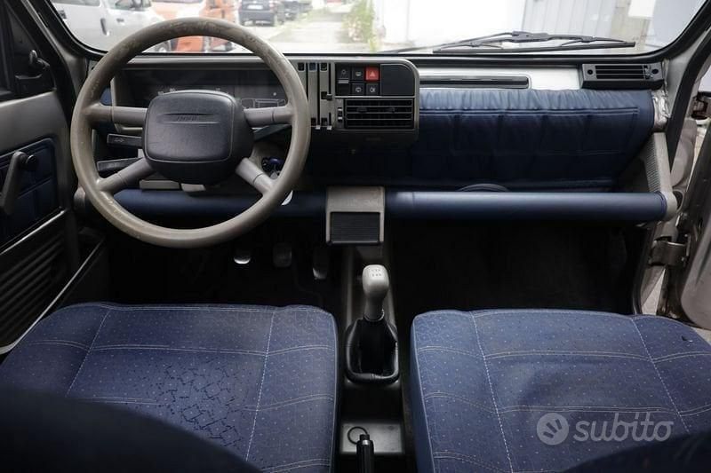 Usata Fiat Panda Young 54 CV (39 kW) 2001 Grigio Utilitaria