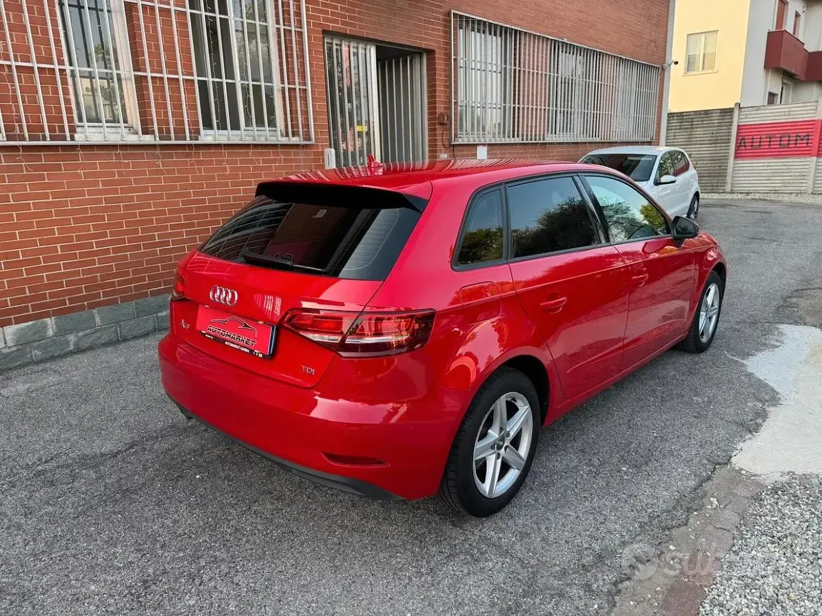 Usata Audi A3 Ambiente 150 CV (110 kW) 2017 Rosso Berlina