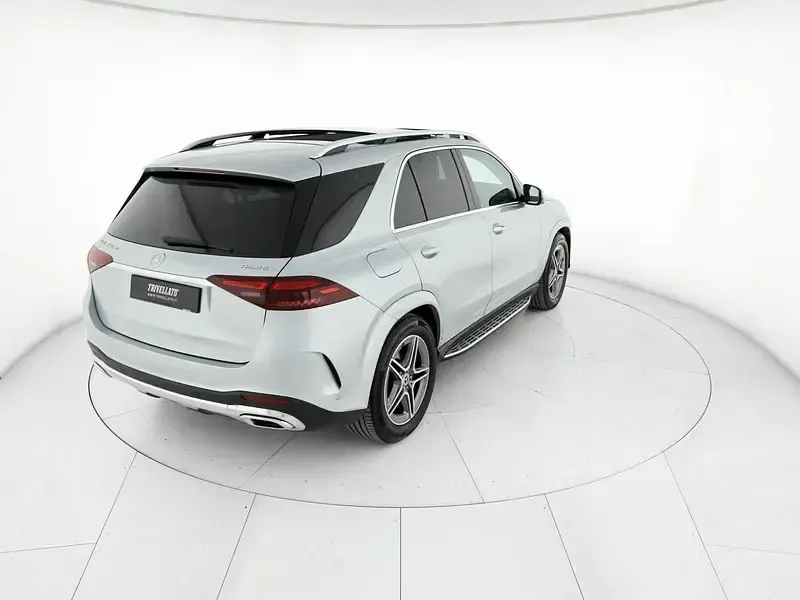 Usata Mercedes GLE350 de AMG Line Premium 333 CV (244 kW) 2024 Argento SUV