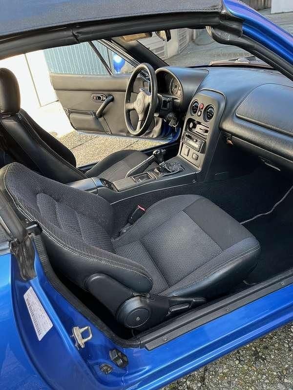 Usata Mazda MX5 90 CV (66 kW) 1995 Blu/azzurro Cabrio
