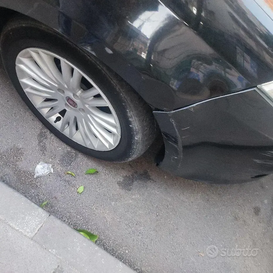 Usata Fiat Bravo 120 CV (88 kW) 2007 Nero Utilitaria