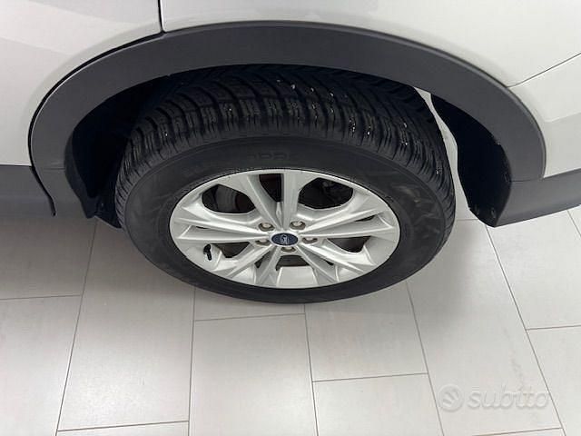 Usata Ford Kuga Titanium 150 CV (110 kW) 2018 Grigio SUV