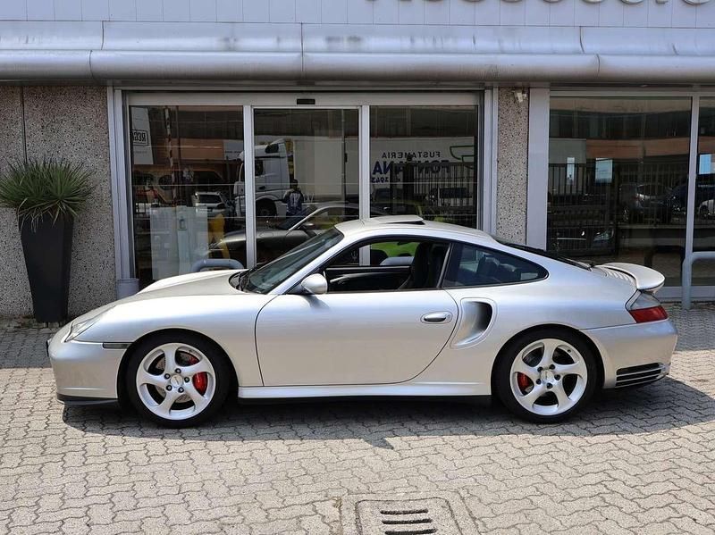 Usata Porsche 996 420 CV (308 kW) 2001 Grigio Coupé