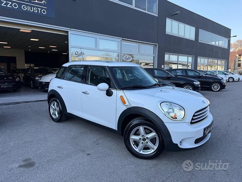 Usata Mini Countryman 112 CV (82 kW) 2012 Bianco SUV