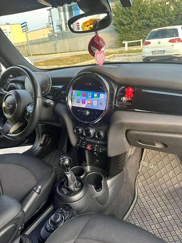 Usata Mini ONE 75 CV (55 kW) 2022 Nero Utilitaria