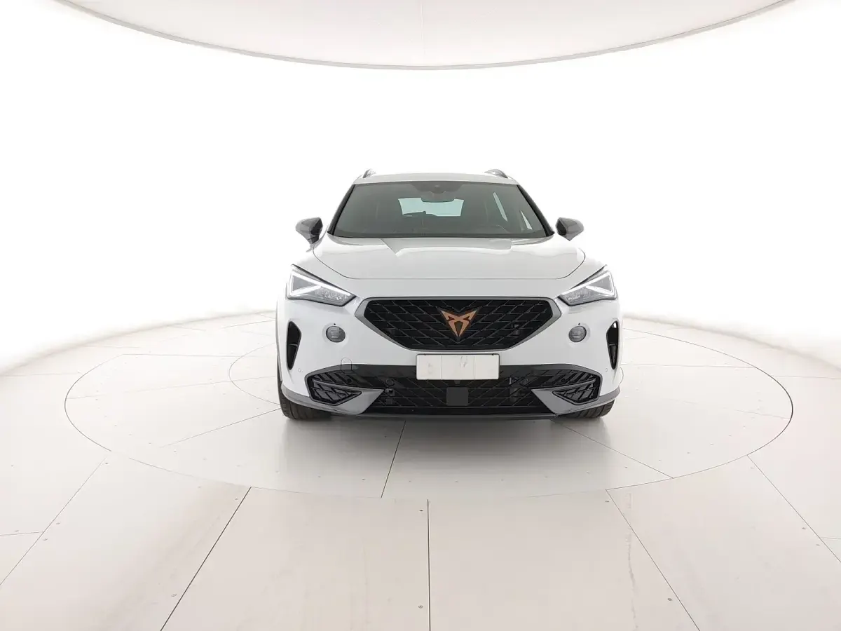 Usata Cupra Formentor 204 CV (150 kW) 2024 Bianco nevada SUV