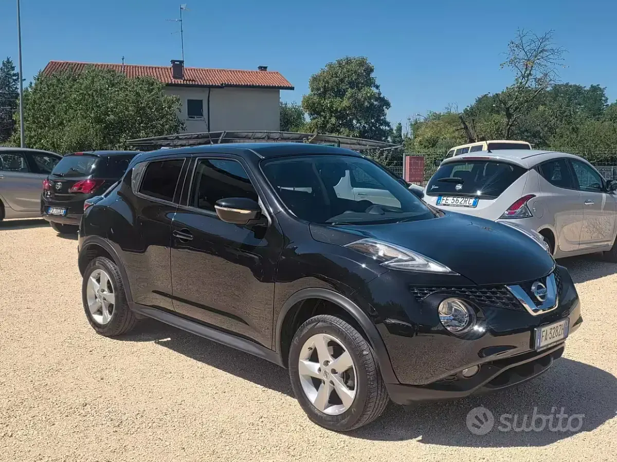 Usata Nissan Juke 110 CV (80 kW) 2015 Nero SUV