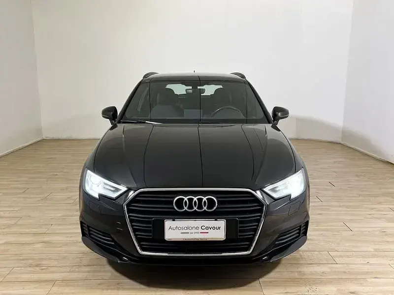 Usata Audi A3 Sportback Business 110 CV (80 kW) 2016 Nero Utilitaria