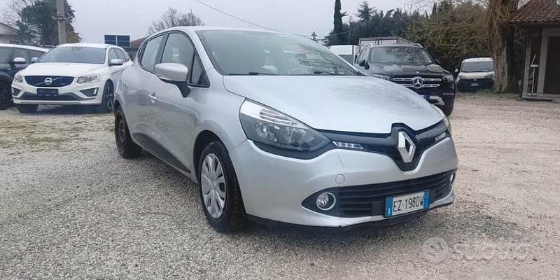 Usata Renault Clio IV 75 CV (55 kW) 2015 Grigio Berlina