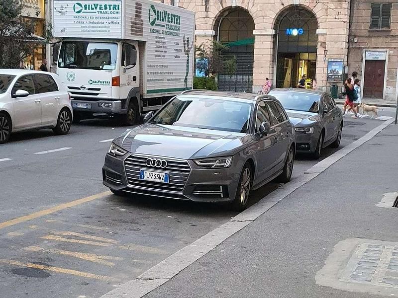Usado Audi A4 S-Line 190 CV (139 kW) 2017 Gris Familiar