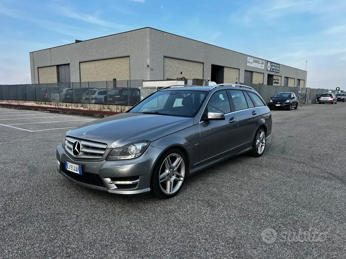 Usata Mercedes C220 Avantgarde 170 CV (125 kW) 2011 Grigio Station wagon