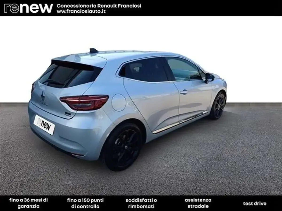 Usata Renault Clio V Techno 91 CV (66 kW) 2023 Grigio