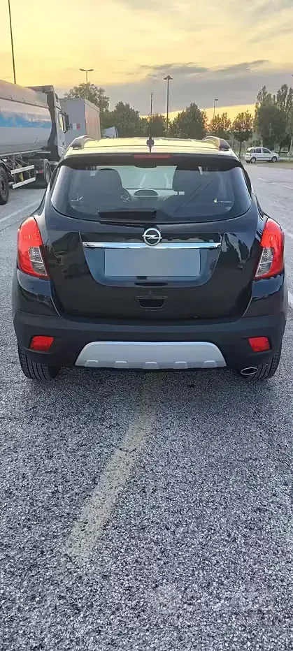 Usata Opel Mokka 140 CV (102 kW) 2016 Nero SUV