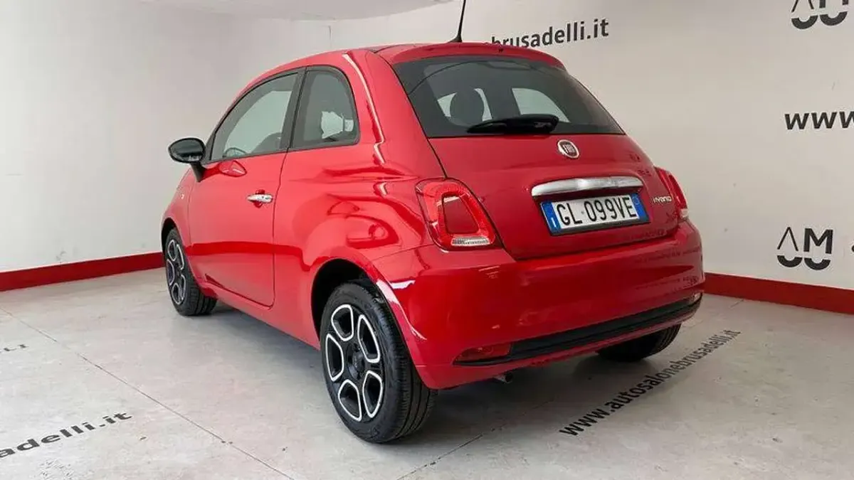 Usata Fiat 500 69 CV (50 kW) 2022 Rosso passione Berlina