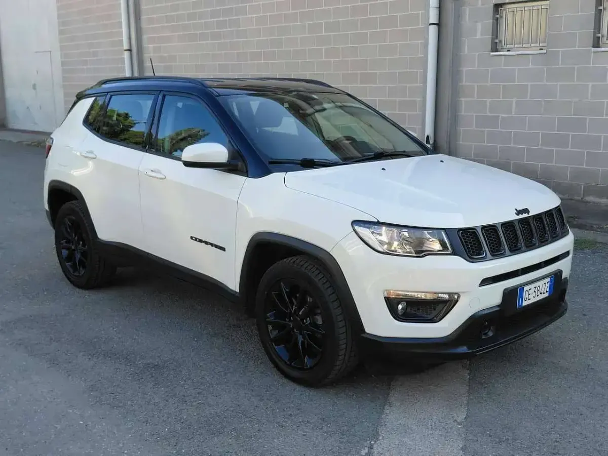 Usata Jeep Compass Night Eagle 150 CV (110 kW) 2021 Bianco SUV