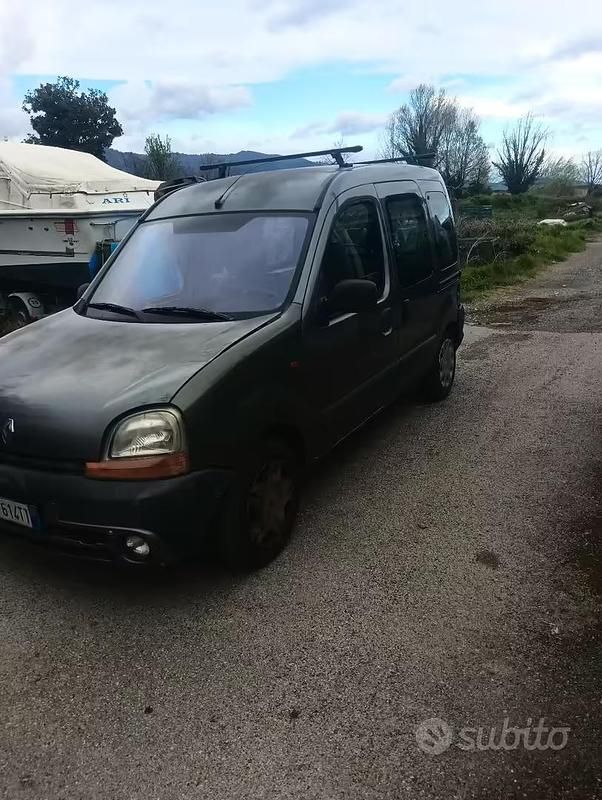 Usado Renault Kangoo 75 CV (55 kW) 2002 Monovolumen