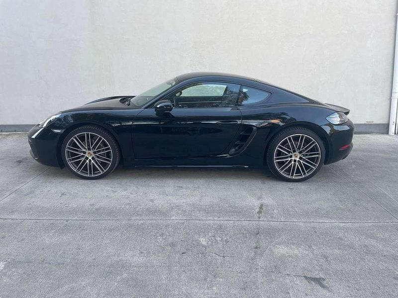 Usata Porsche Cayman 299 CV (219 kW) 2019 Nero metallizzato Coupé