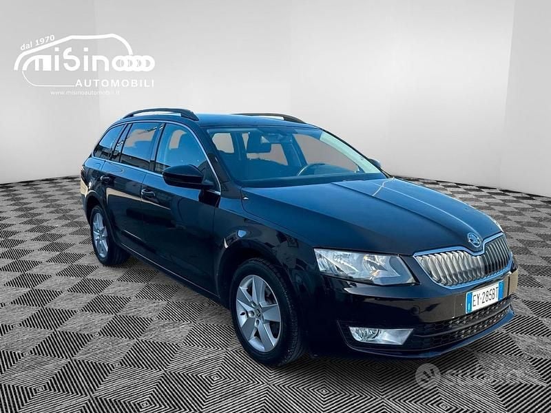 Usata Skoda Octavia Elegance 105 CV (77 kW) 2014 Nero Utilitaria