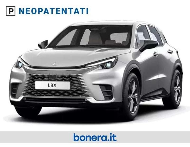Nuova Lexus LBX 136 CV (100 kW) 2026 Silver (non ord) SUV