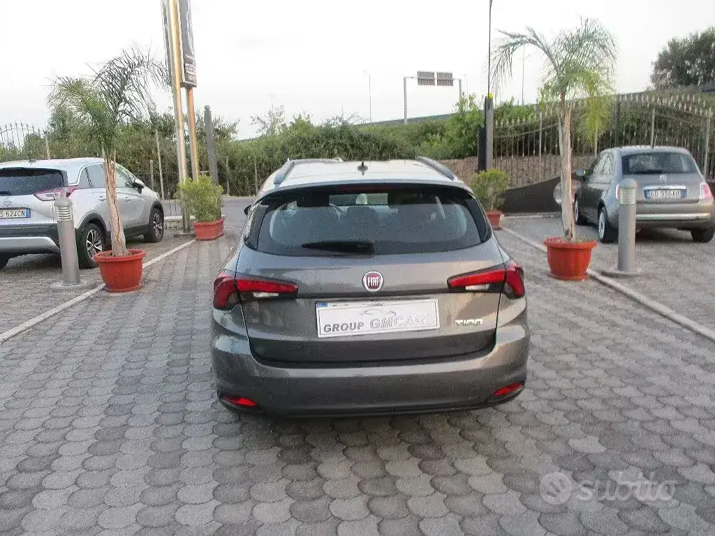 Usata Fiat Tipo Lounge 120 CV (88 kW) 2020 Grigio Berlina