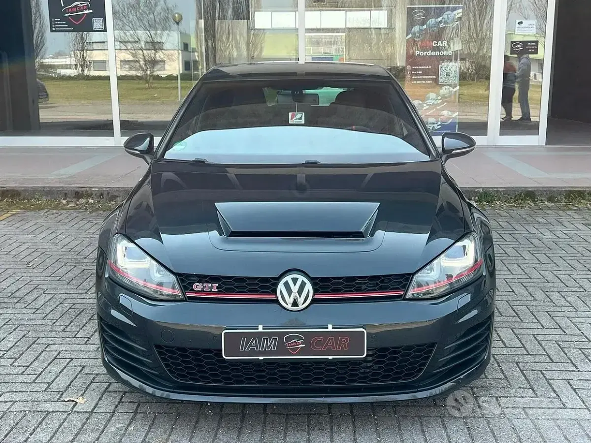Begagnad VW Golf VII GTI 230 HK (169 kW) 2014 Grå Sedan