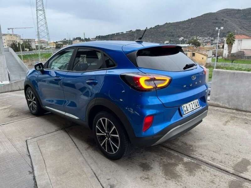 Usata Ford Puma Titanium 125 CV (91 kW) 2020 Blu/azzurro Coupé