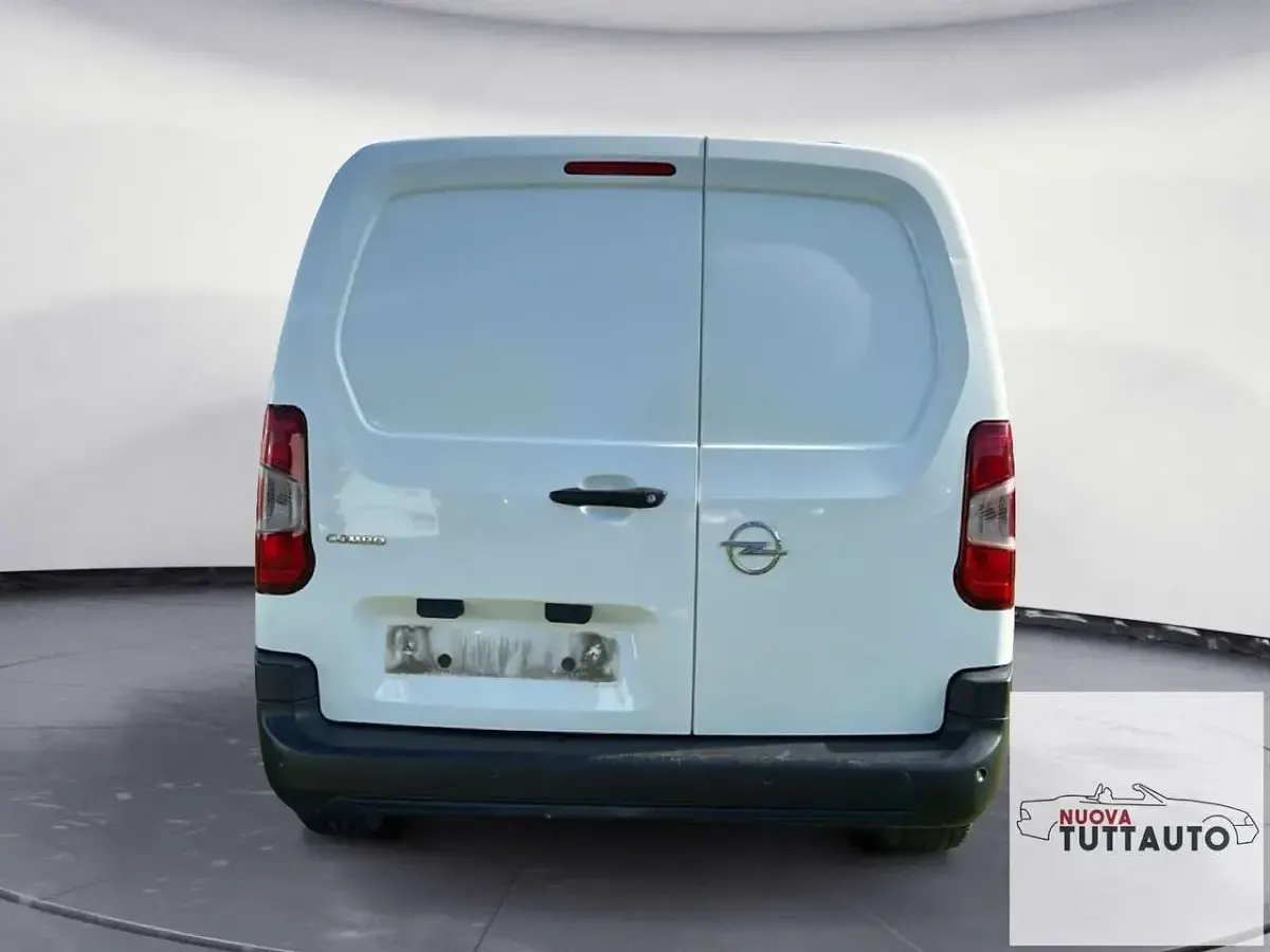 Usata Opel Combo 101 CV (74 kW) 2022 Bianco Monovolume
