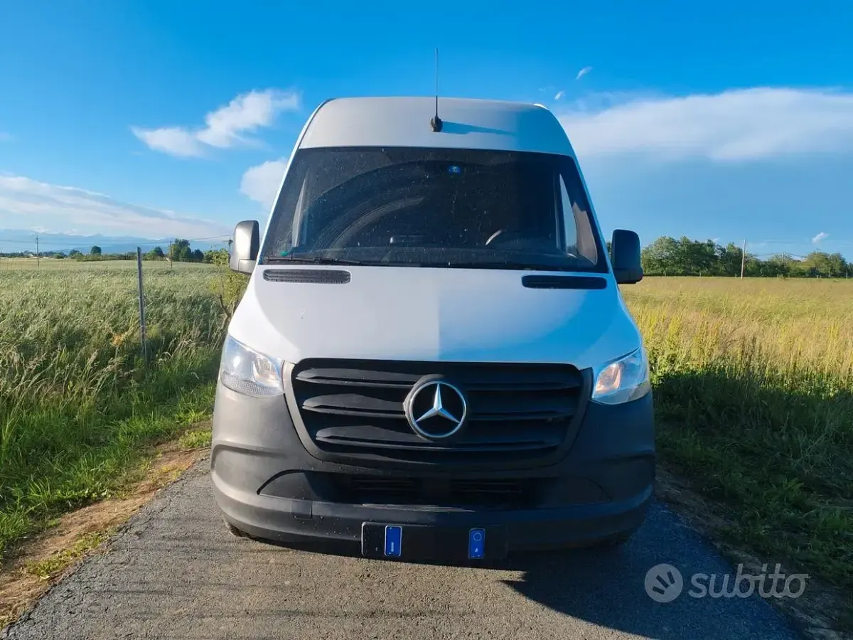 Occasion Mercedes Sprinter Executive 114 ch (83 kW) 2018 Blanc Van