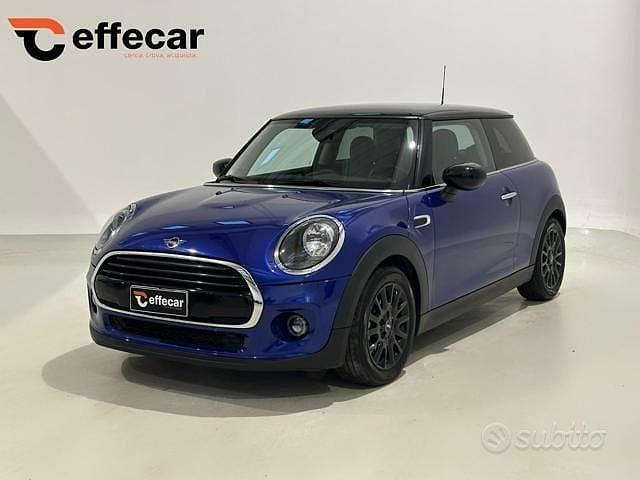 Usata Mini Cooper Business 136 CV (100 kW) 2021 Blu Utilitaria