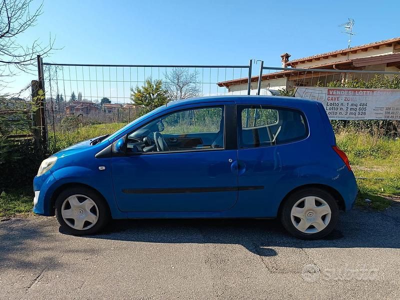 Usata Renault Twingo 75 CV (55 kW) 2008 Utilitaria