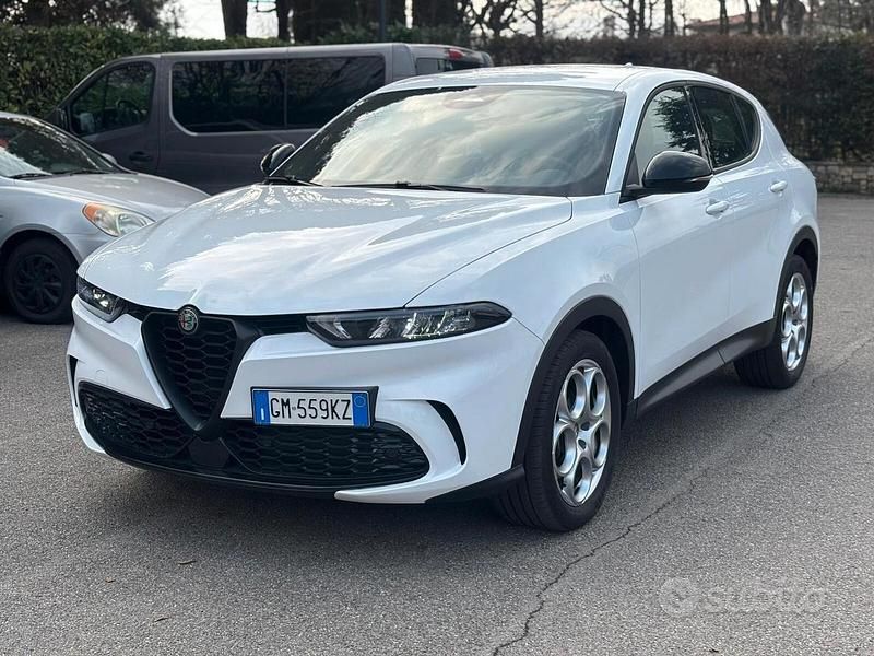 Usata Alfa Romeo Tonale Sprint 131 CV (96 kW) 2022 Bianco SUV