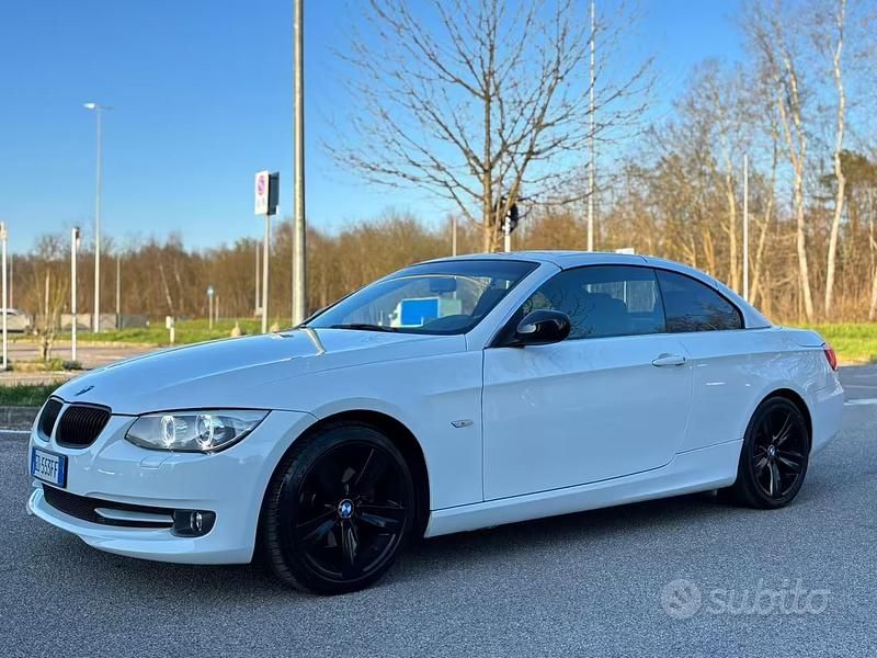 Usata BMW 320 Cabriolet 184 CV (135 kW) 2010 Bianco Cabrio