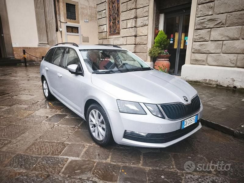 Usata Skoda Octavia 116 CV (85 kW) 2020 Grigio Station wagon