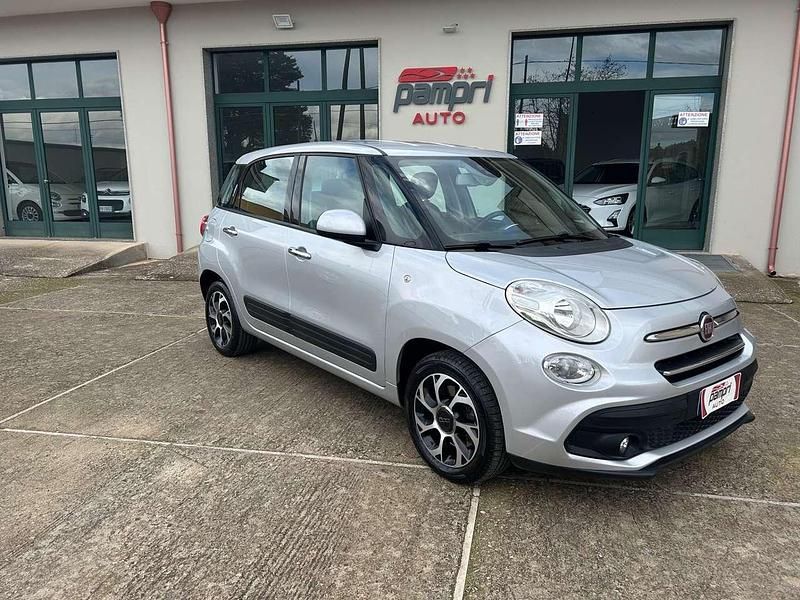 Nero Usata 2020 Fiat 500L Monovolume | 11.999 € (Buon prezzo) - Immagine 1/4