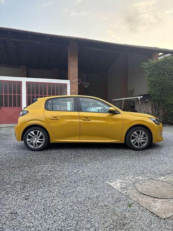 Gebraucht Peugeot 208 Active 75 PS (55 kW) 2020 Kleinwagen