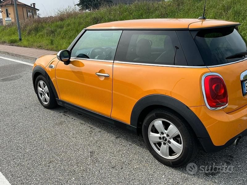 Usata Mini ONE 95 CV (69 kW) 2014 Utilitaria