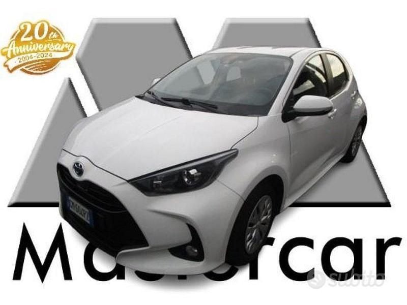 Bianco Usata 2023 Toyota Yaris Hybrid Business Edition Berlina | 12.300 € (Super prezzo) - Immagine 1/4