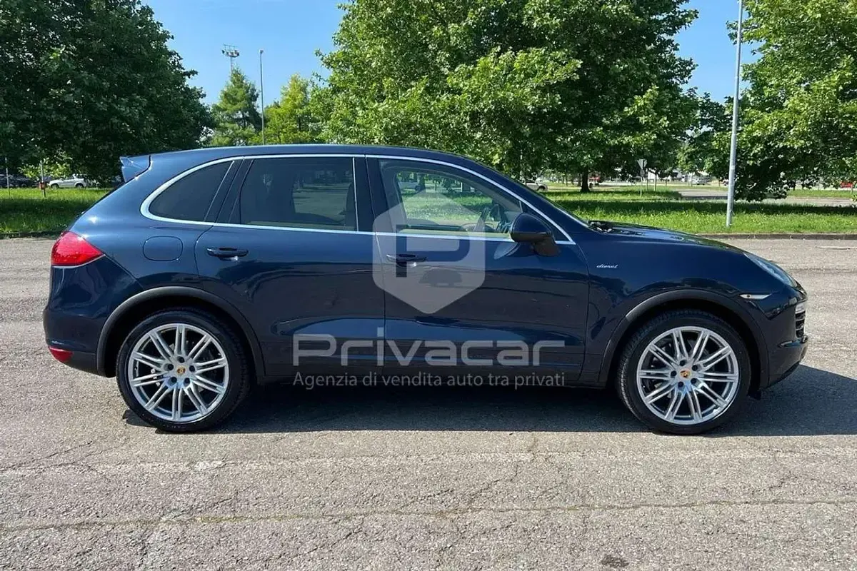 Usata Porsche Cayenne 245 CV (180 kW) 2012 Blu SUV