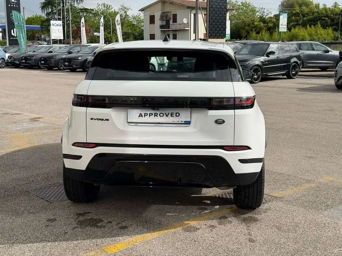 Usata Land Rover Range Rover evoque SE 163 CV (119 kW) 2022 Bianco SUV