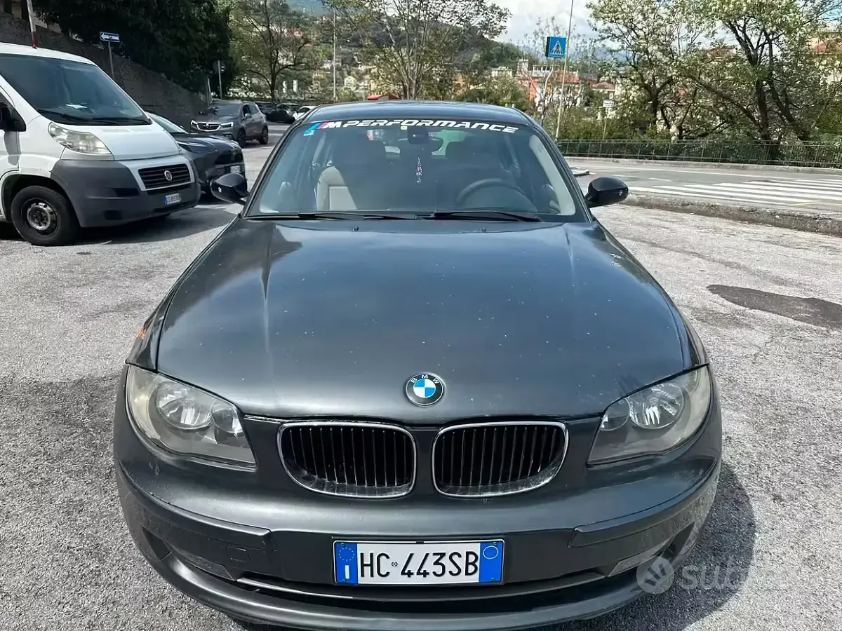 Gebraucht BMW 120 177 PS (130 kW) 2008 Grau Kleinwagen