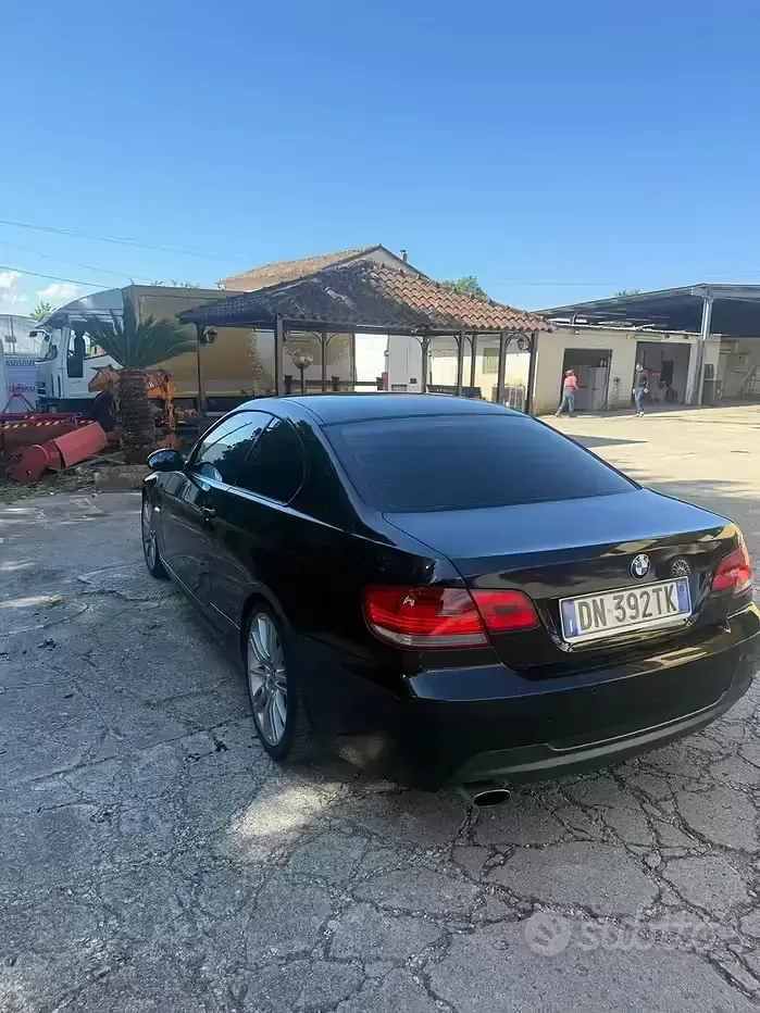 Usata BMW 320 Cabriolet M Sport 177 CV (130 kW) 2008 Nero Cabrio
