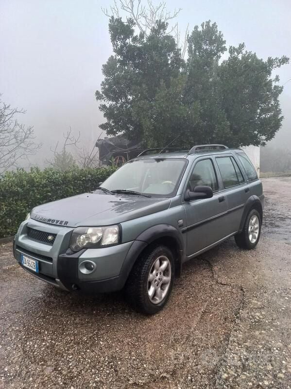 Usata Land Rover Freelander 111 CV (81 kW) 2005 Verde SUV