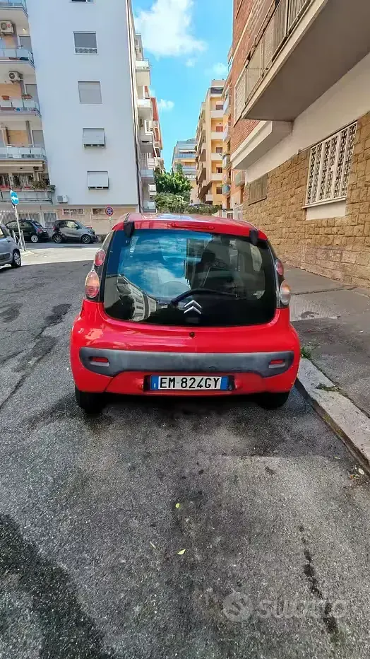 Usata Citroën C1 Exclusive 68 CV (50 kW) 2012 Rosso Utilitaria