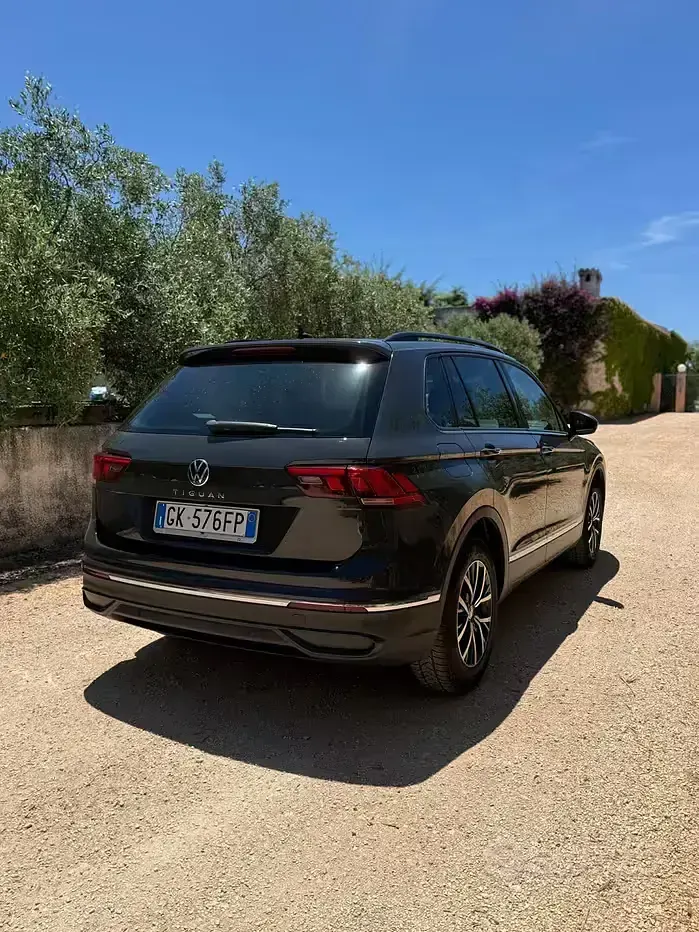 Usata VW Tiguan Life 150 CV (110 kW) 2022 Grigio SUV