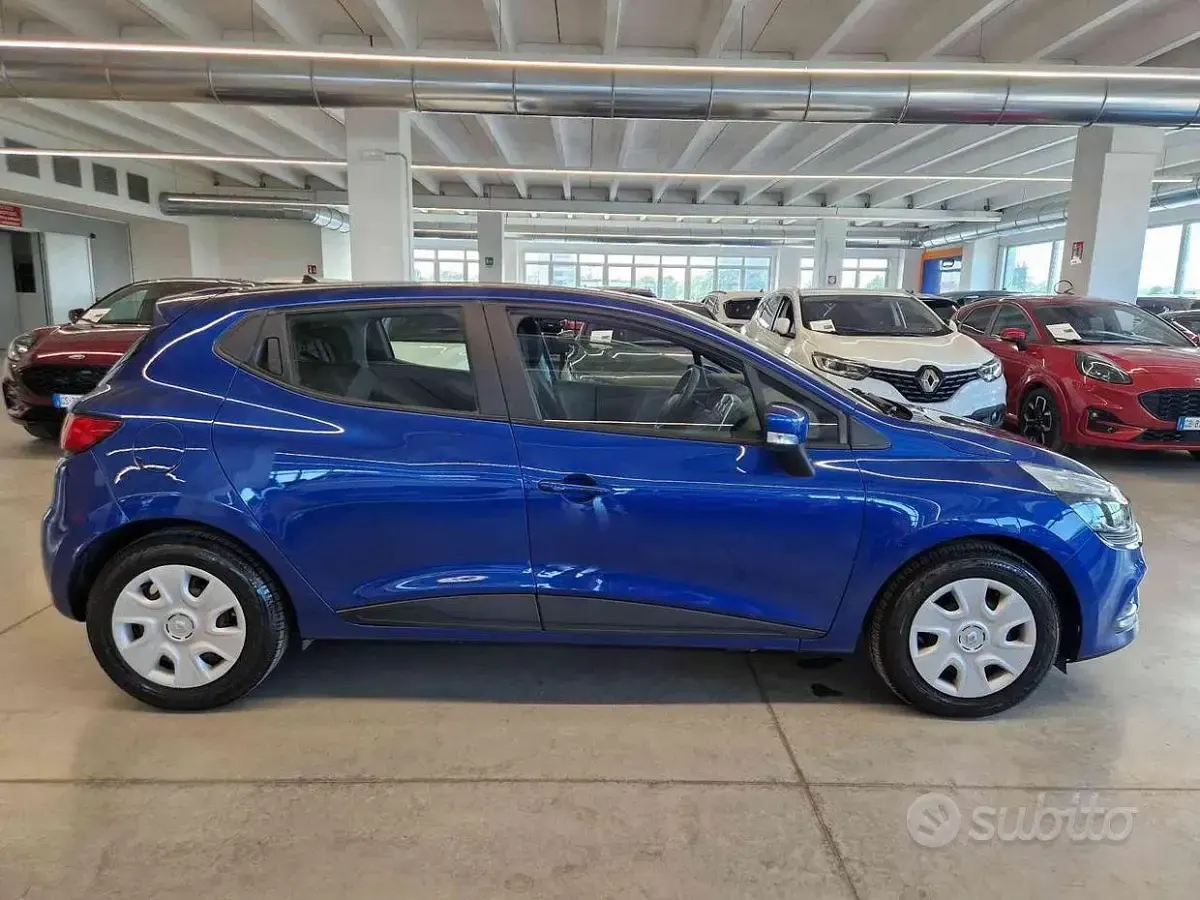 Usata Renault Clio IV 75 CV (55 kW) 2018 Blu Berlina