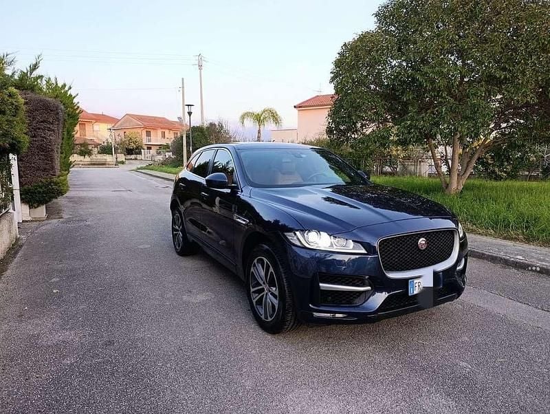 Usata Jaguar F-Pace R-Sport 179 CV (131 kW) 2018 Blu/azzurro SUV