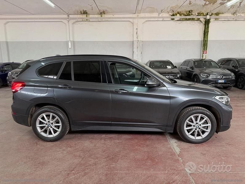 Usata BMW X1 Advantage 190 CV (139 kW) 2022 Grigio SUV