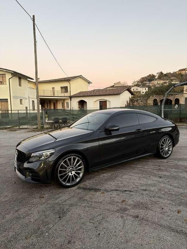 Usata Mercedes C220 Premium Plus 194 CV (142 kW) 2021 Coupé