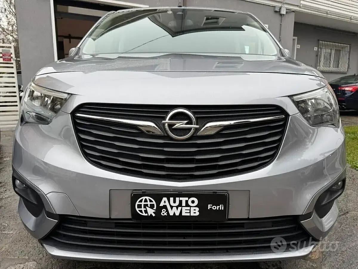 Gebraucht Opel Combo Life 102 PS (75 kW) 2021 Grau Van / Kleinbus